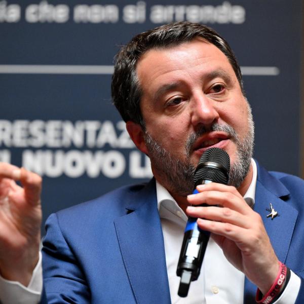 Elezioni Europee 2024, Salvini: “Decisive per non diventare una colonia cinese e islamica. Bisogna fermare il guerrafondaio Macron”