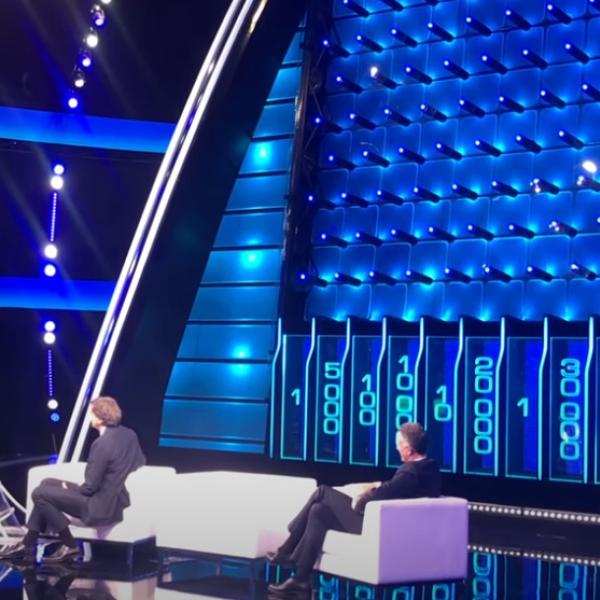 Come partecipare a “The Wall”? Requisiti per giocare allo show di Gerry Scotti su Canale 5