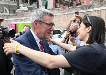 Schlein in piazza con la Cgil: “Dal governo nessuna risorsa sulla sanità. Sulla Santanche intervenga la Meloni”|Video