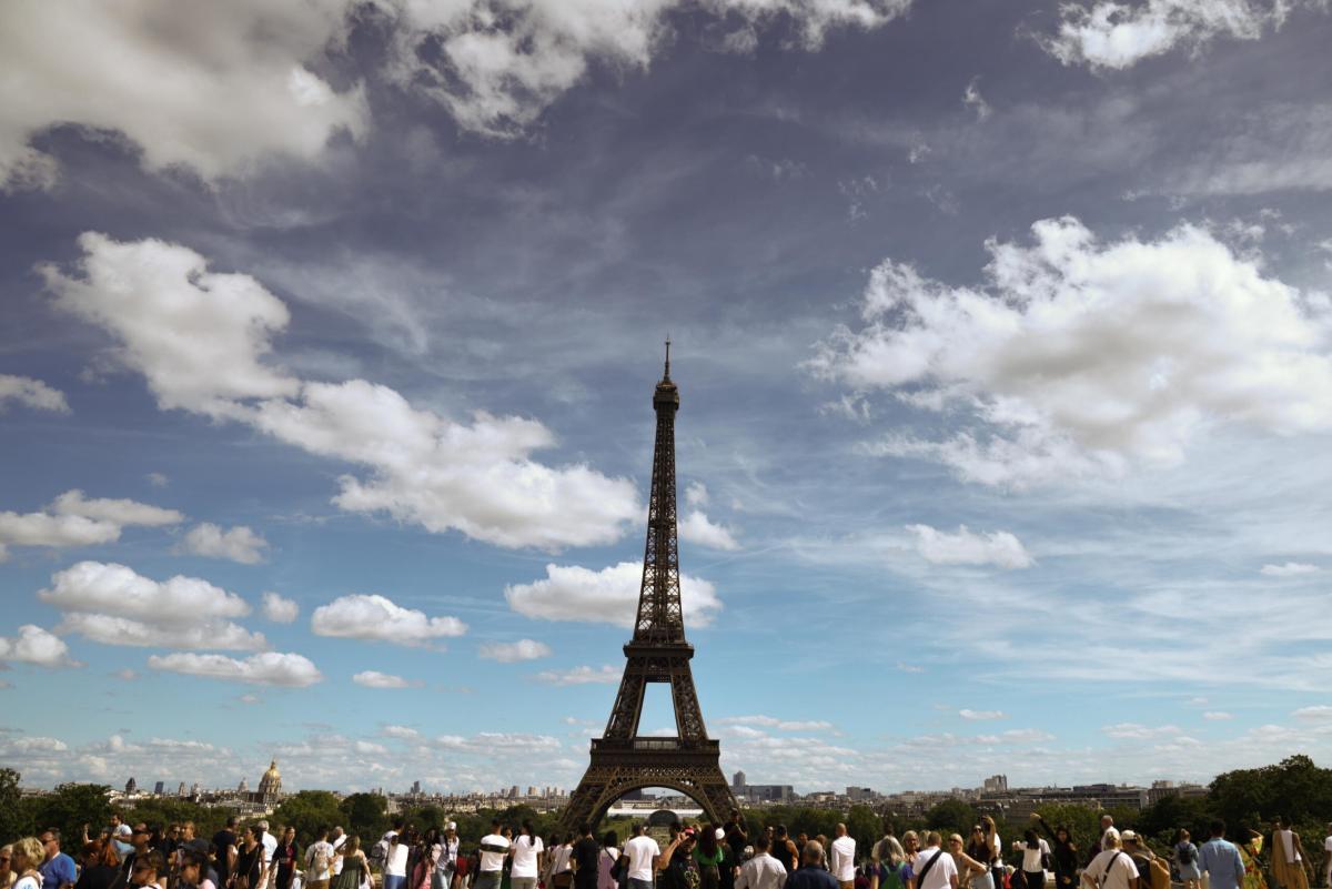 Torre Eiffel, aumentano i prezzi dei biglietti a partire dal 17 giugno