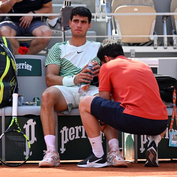 Roland Garros 2023: Alcaraz crolla contro Djokovic, Ruud demolisce Zverev