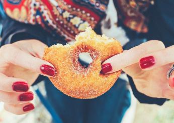 Come fare le frittelle di mele gonfie e super morbide