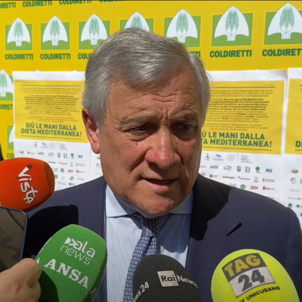 Ucraina, Tajani: ”Positivo per l’Italia che il vertice NATO abbia scelto un inviato speciale per il fronte sud”| VIDEO