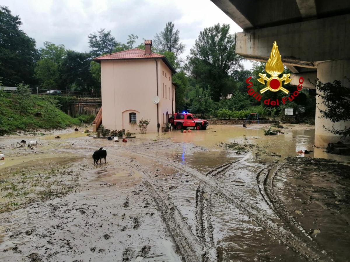 Saronno, tromba d’aria e forti piogge: ingenti i danni