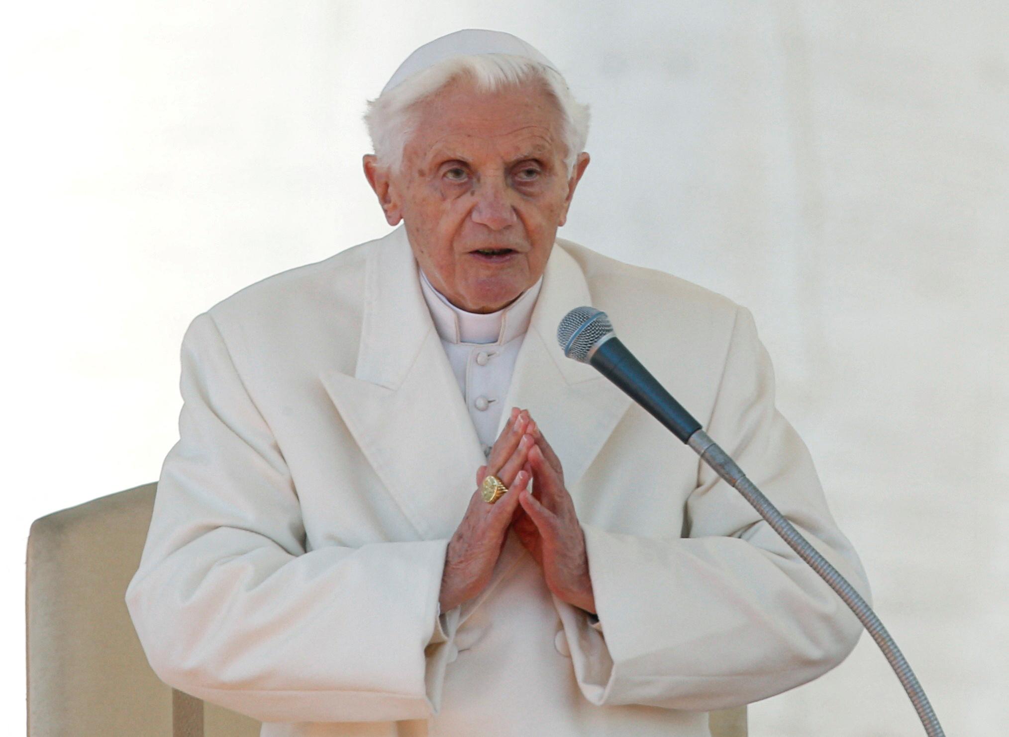 Benedetto XVI°, spunta una lettera: “L’insonnia motivo centrale delle mie dimissioni”