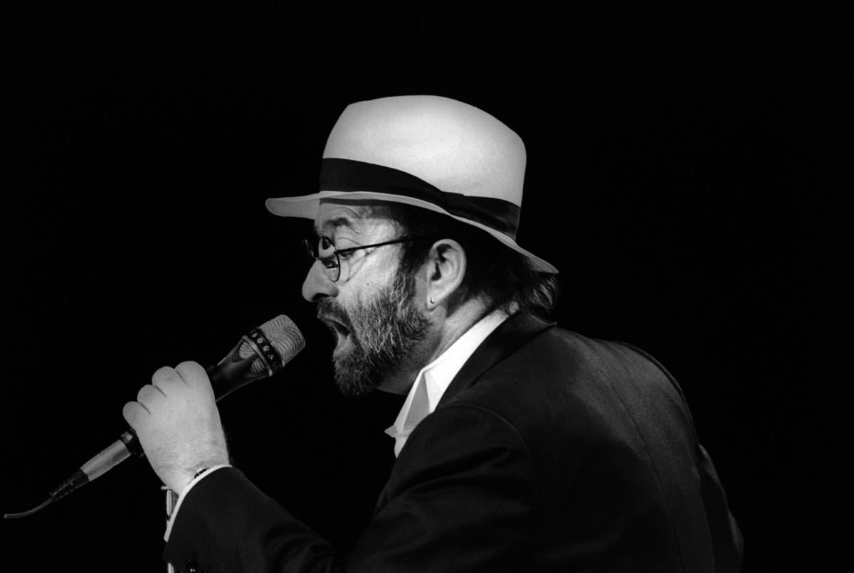 Lucio Dalla, gli 80 anni di uno dei più grandi cantanti