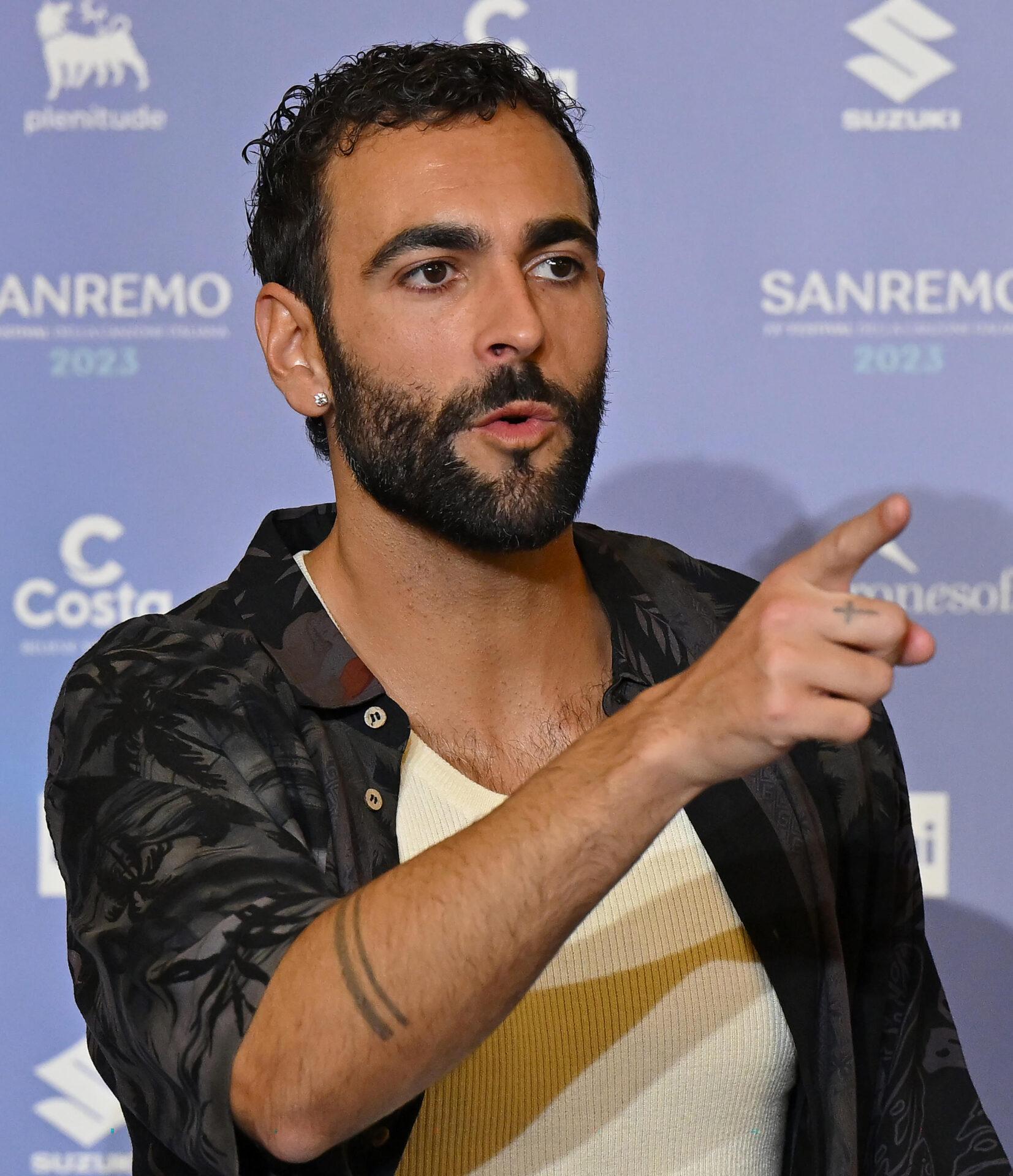 Marco Mengoni in uscita l’ultimo album del 2023: si tratta del terzo della trilogia discografica multiplatino di Materia