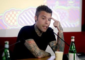 Milano, Fedez segnala un parcheggiatore abusivo alla polizia: scatt…