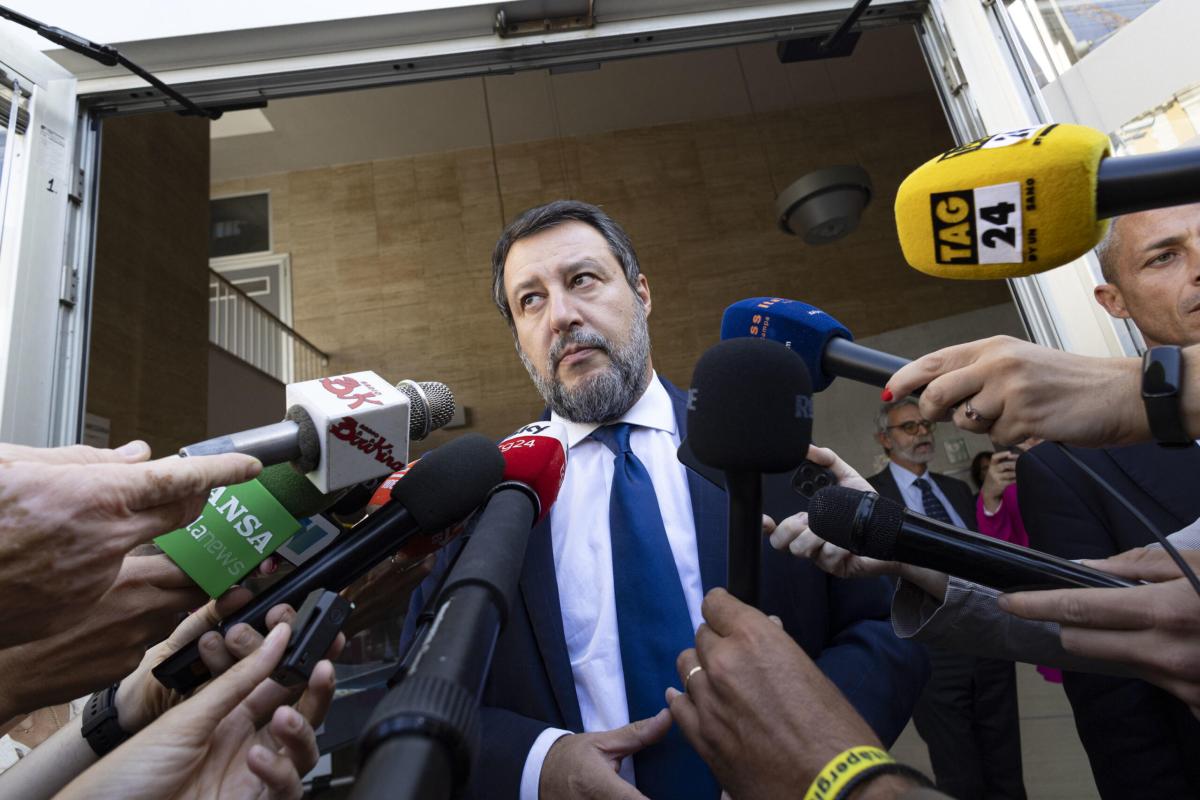 Salvini: “Il cantiere del ponte ad estate 2024. Vogliamo rispetto d…