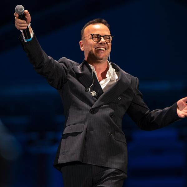 Biglietti Gigi D’Alessio a Napoli nel 2024: come acquistarli