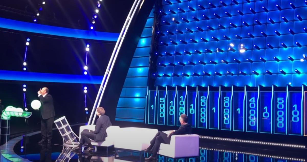 Come partecipare a “The Wall”? Requisiti per giocare allo show di Gerry Scotti su Canale 5