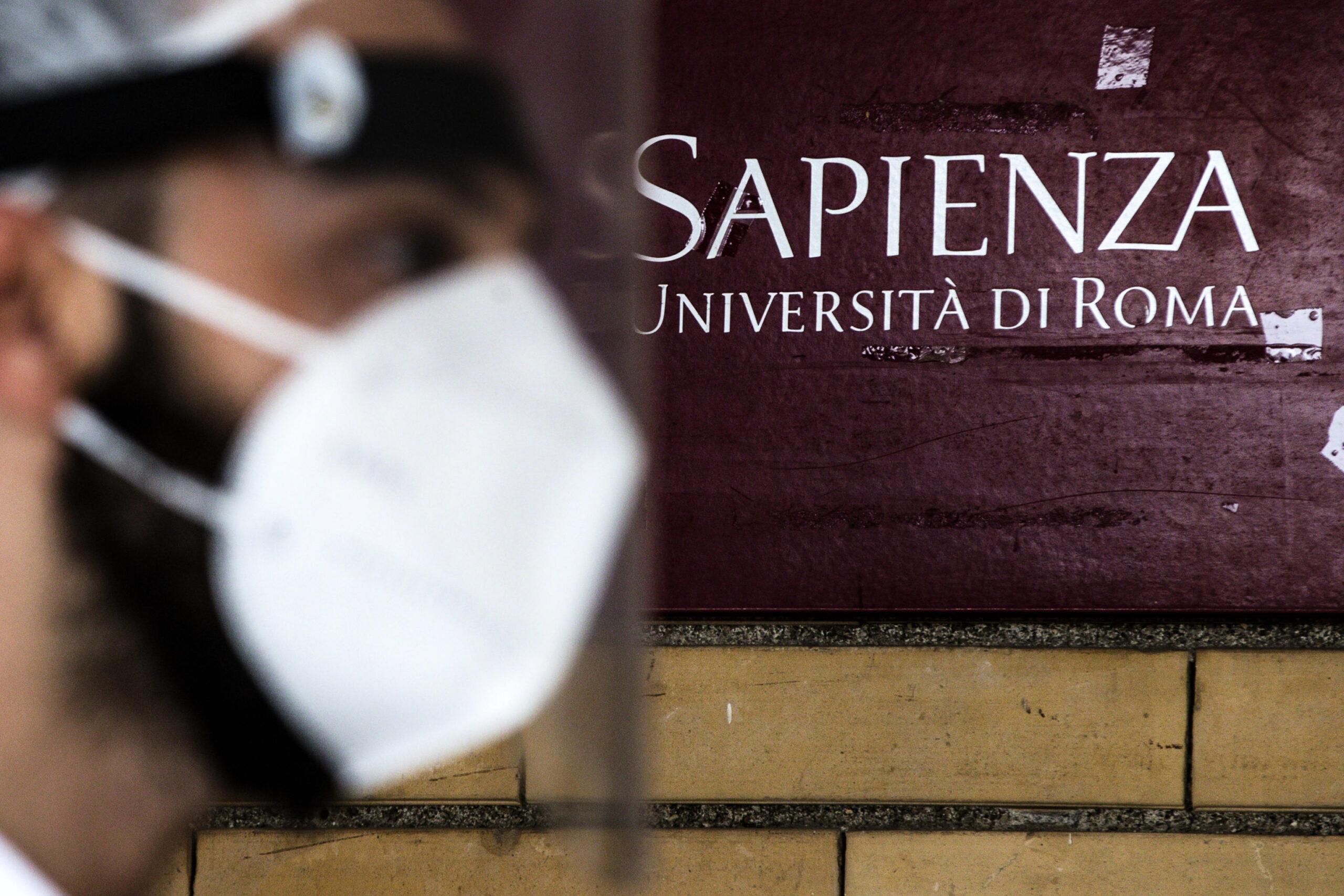 Il professore e pornostar Ruggero Freddi vince la causa contro l’Università la Sapienza