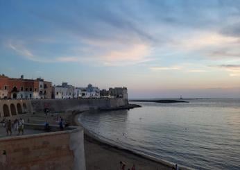 Lecce, cede il balcone: precipitata dal terzo piano, grave una donna a Gallipoli