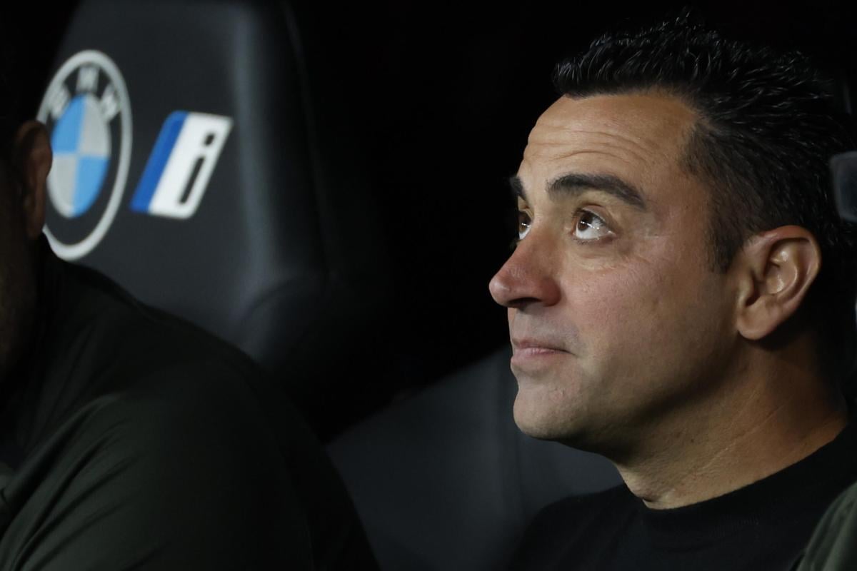 Barcellona, Laporta annuncia il futuro di Xavi in conferenza stampa