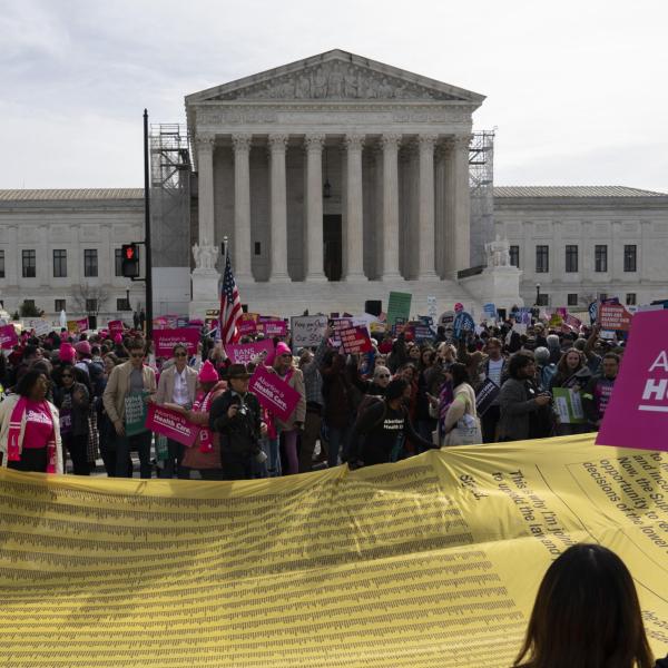 Usa, più di 170.000 donne costrette a viaggiare per accedere all’aborto nel 2023