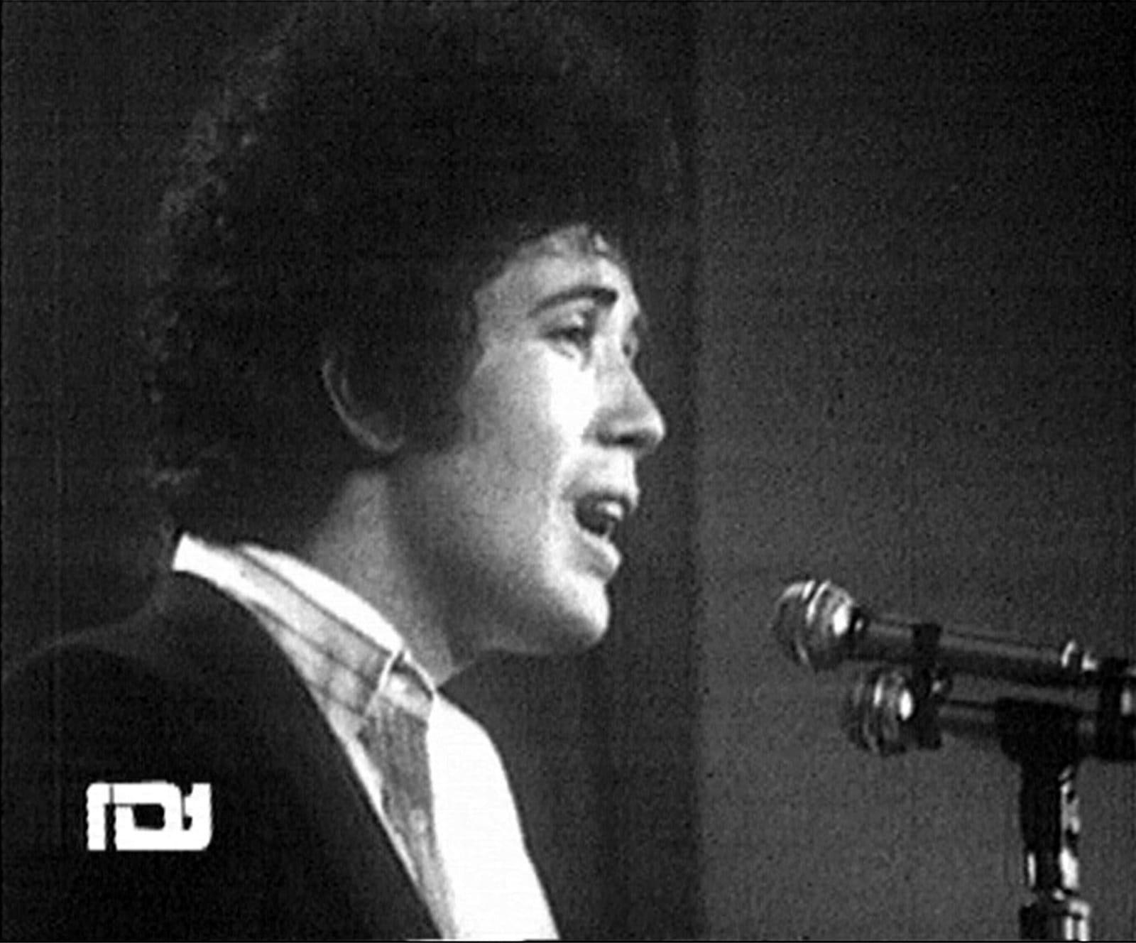 Lucio Battisti causa morte e malattia del cantautore scomparso a 55 anni