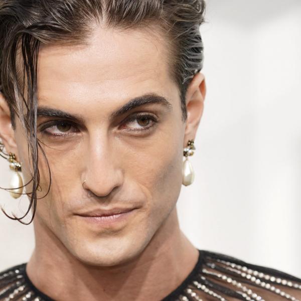 Damiano dei Maneskin denti d’oro: la foto fa il giro del web