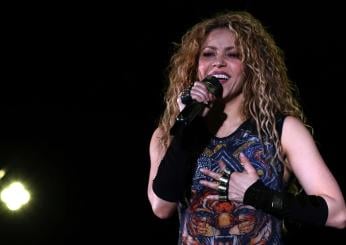 Shakira attacca Piqué in tribunale: “Era un bambinone e un playboy”