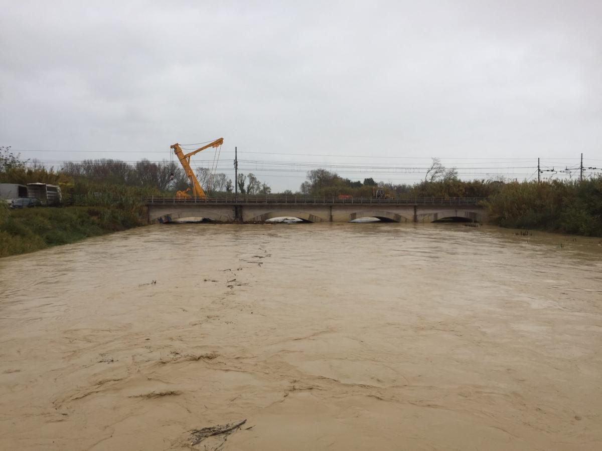 Pescara, frane e allagamenti in città e provincia: il maltempo prov…