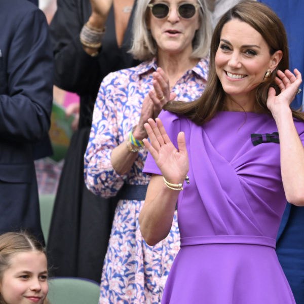 Kate Middleton perché ha scelto un vestito viola per la finale di Wimbledon 2024? Significato del look | FOTO