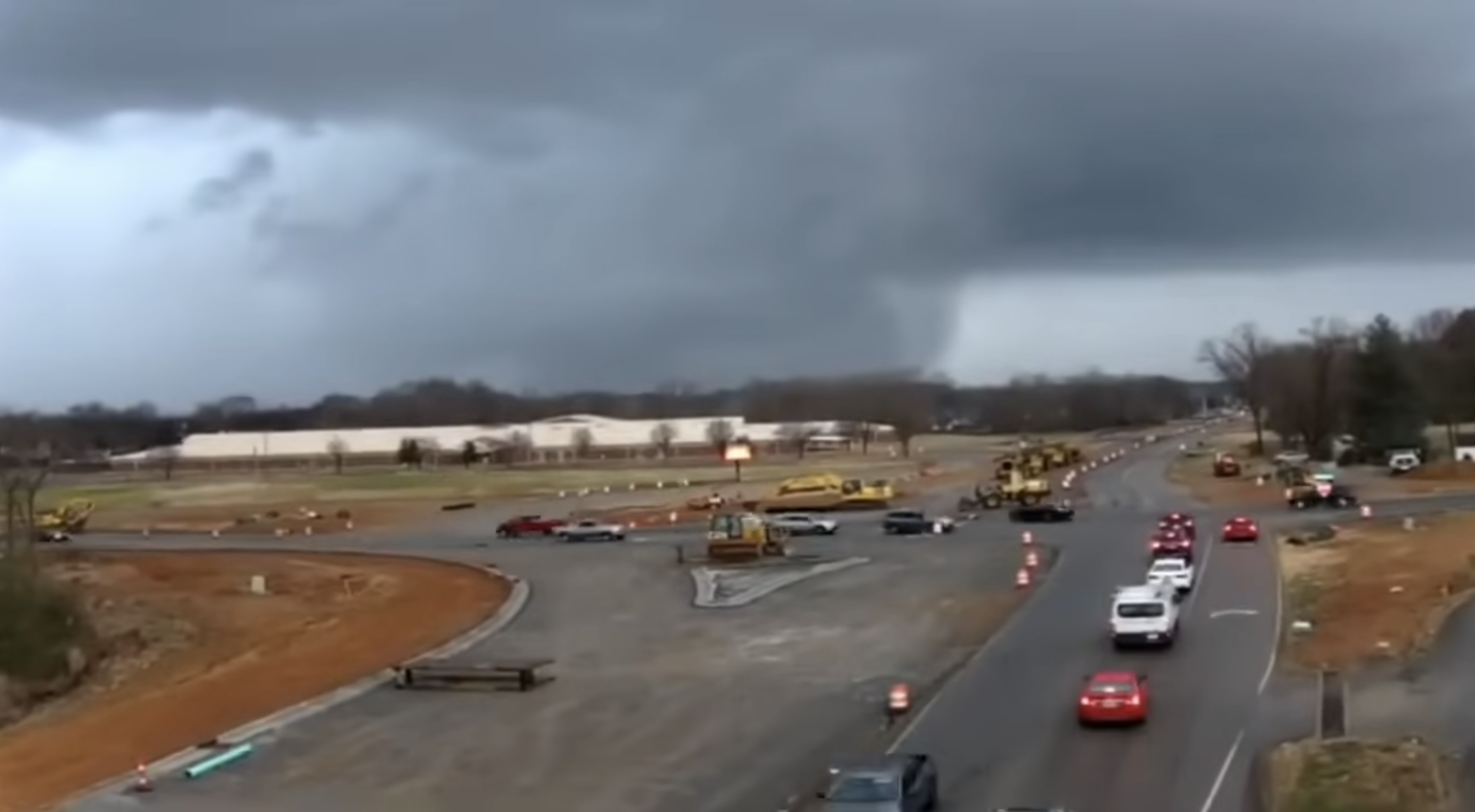 Usa, devastante tornado nel Tennessee: almeno sei morti, tra cui un bambino | VIDEO