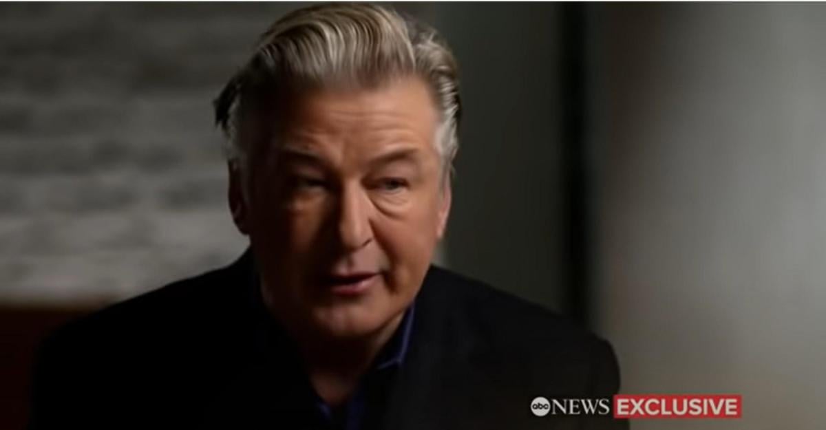 Sparatoria sul set di Rust: l’attore Alec Baldwin incriminato per o…