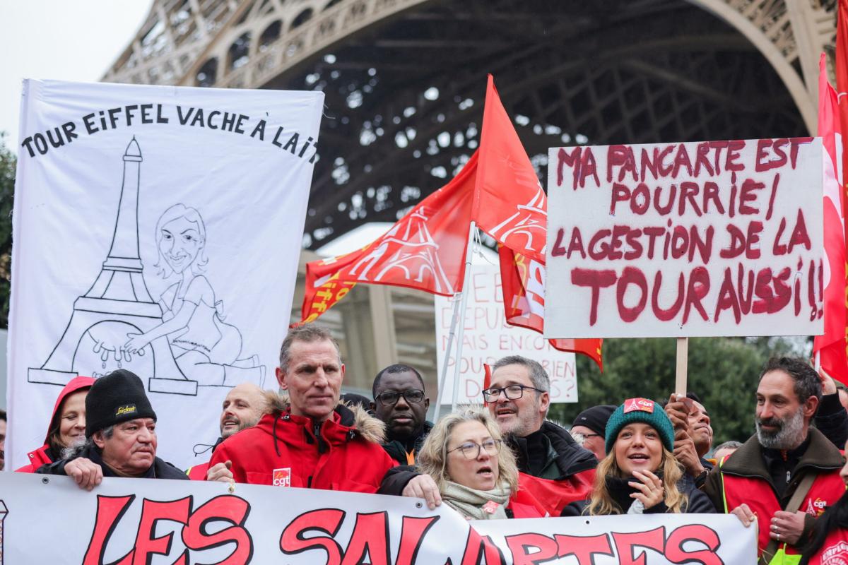 Francia, la Torre Eiffel chiusa per il quarto giorno consecutivo a causa dello sciopero del personale