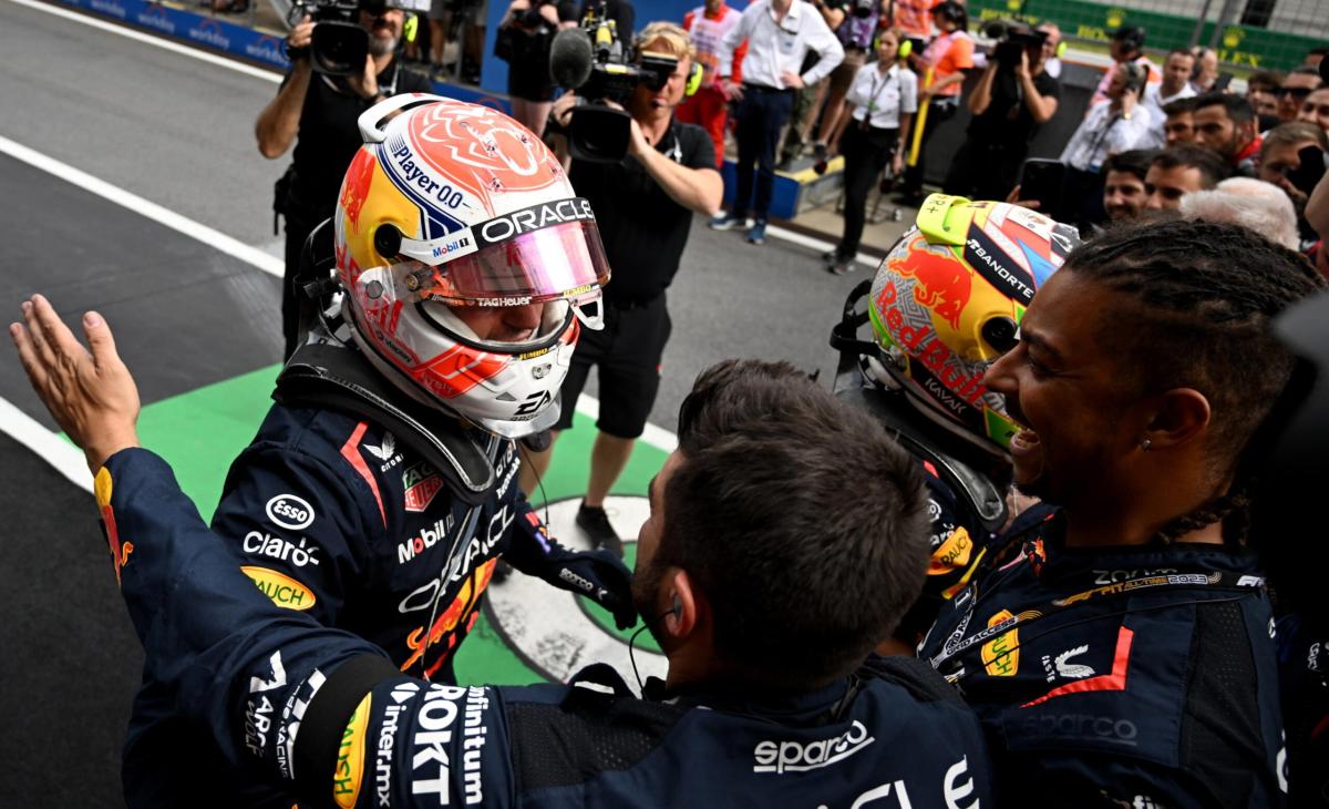 Formula 1, Max Verstappen verso Silvertsone: “Correre qui è fantast…