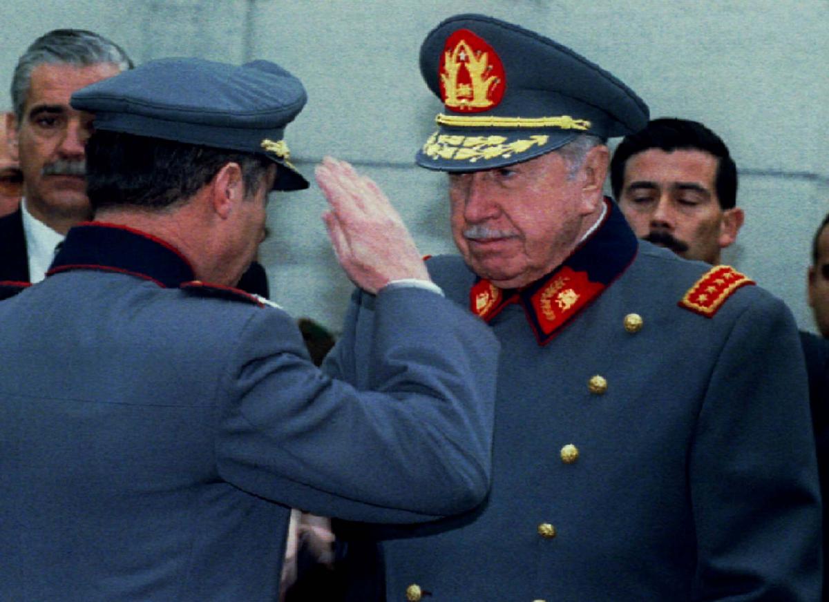 Accadde oggi 11 marzo 1990: finisce la dittatura di Pinochet in Cile