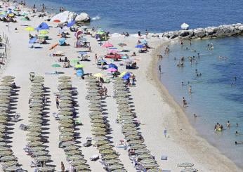 Vacanze in Italia, boom di turisti dall’estero: ad agosto 1 su 3 è straniero