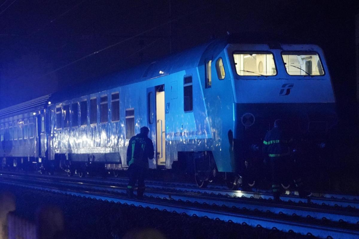 Cesena, trovato cadavere sui binari della stazione: ritardi sulla l…