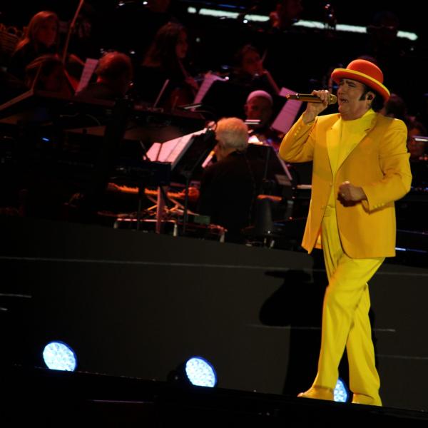 Scaletta e foto del concerto di Renato Zero al Circo Massimo a Roma