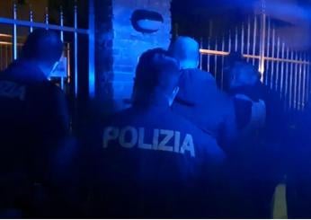 Roma, panico a San Lorenzo: 36enne somalo ferisce tre uomini con le forbici, uno è grave