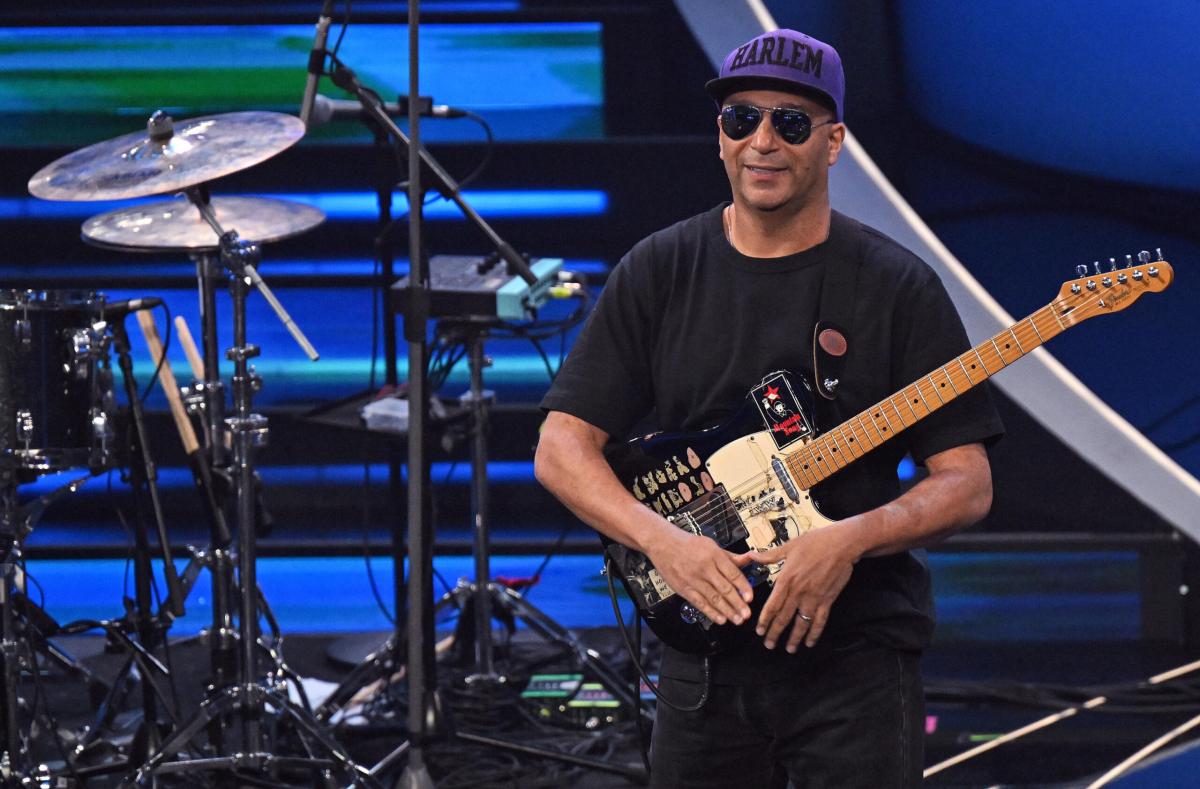 Tom Morello leggendario chitarrista diventa cittadino onorario di P…