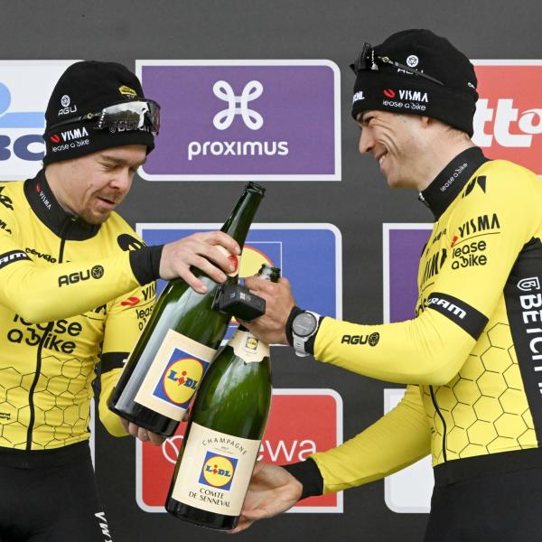 Van Aert vince la Kuurne-Bruxelles-Kuurne: Visma pigliatutto