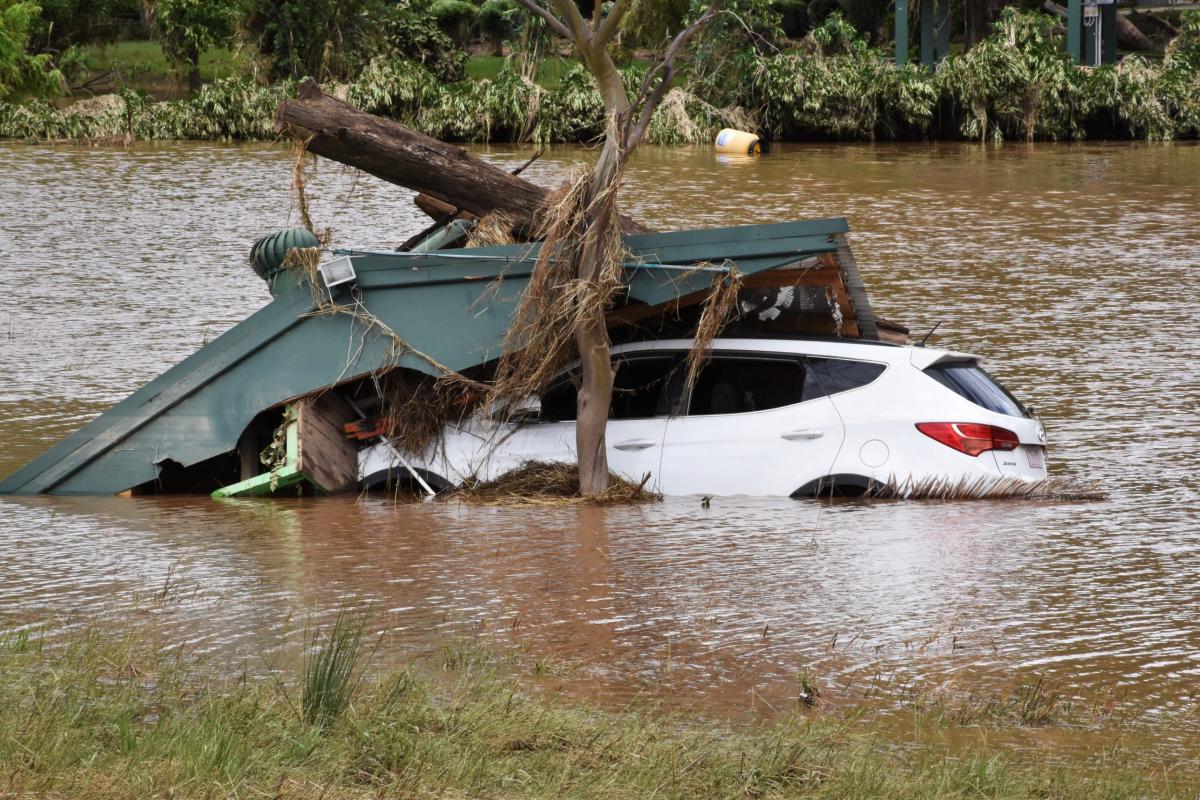 Australia, alluvioni nel Nuovo Galles del Sud: è emergenza. Un mort…