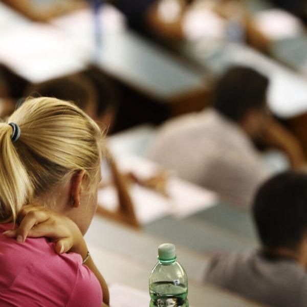 Laurea, così il riscatto di chi ha iniziato a lavorare dopo il 1996: in pensione prima dei 63 anni