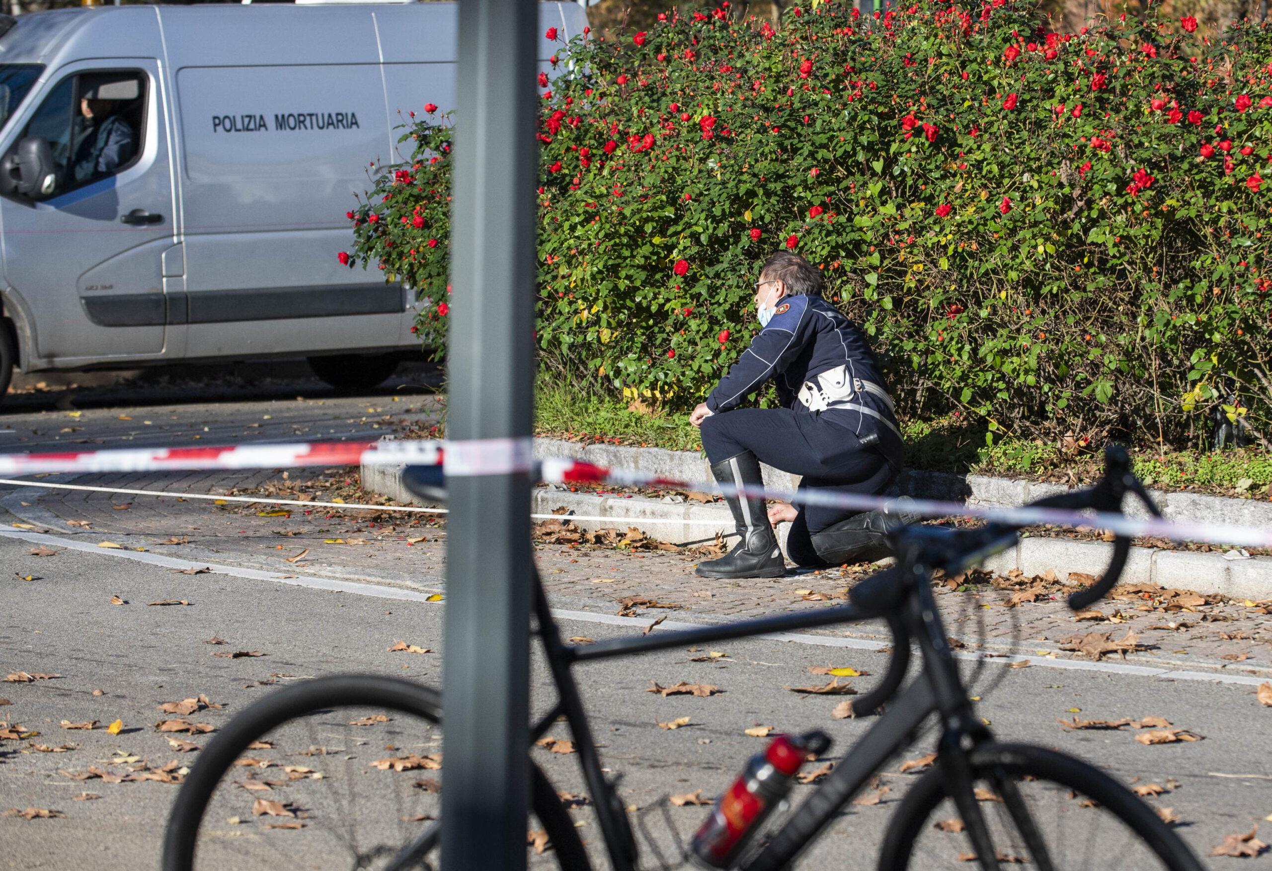 Incidente Longiano (Forlì-Cesena): ciclista finisce contro un autobus e muore