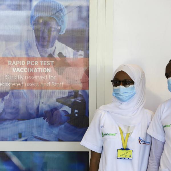 Senegal, tornano i controlli per il Covid dopo la morte di 1300 fedeli alla Mecca durante l’Hajj | VIDEO