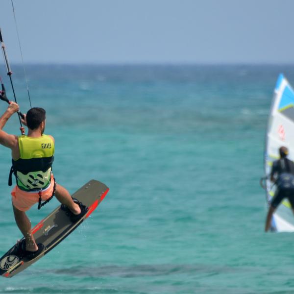 Cosa fare a Fuerteventura a dicembre? Tra bagno al mare e gite in barca