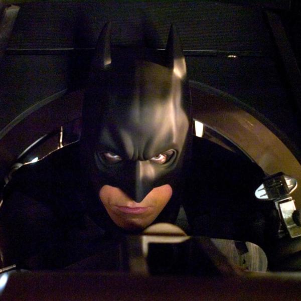 Come finisce “Batman Begins”?