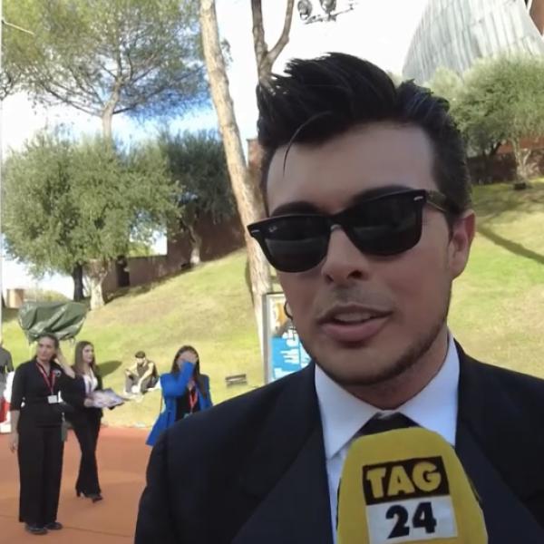 Stash intervista alla Festa del Cinema di Roma per Trolls: “Sanremo 2024? Vedremo…” e se la ride aprendo agli spoiler | VIDEO