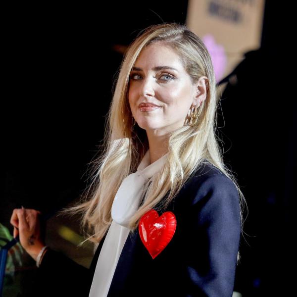 Chiara Ferragni: età, altezza, patrimonio, brand, gioielli, tatuaggi, marito, figli e biografia dell’influencer