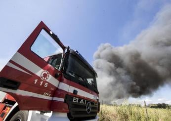 Incendio Pomezia, fumo nero e aria irrespirabile nella zona di via …