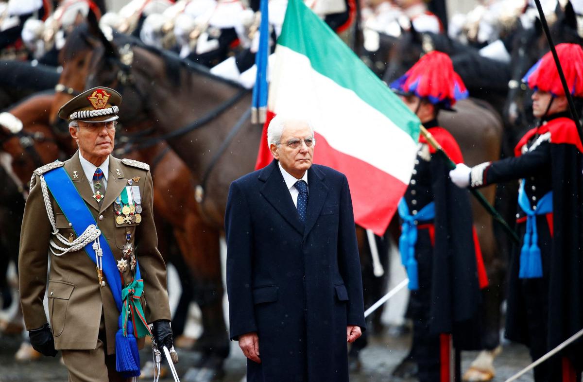 Migranti, Mattarella apre la conferenza sul Mediterraneo: “Question…