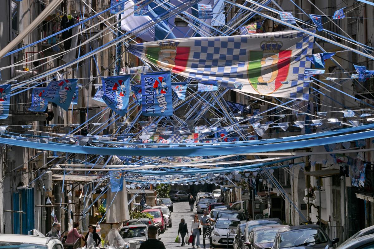 Festa scudetto Napoli, l’Ambasciata americana pubblica un avviso di…