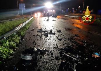 Cosenza, incidente a Corigliano Rossano: scontro auto-moto, muore u…