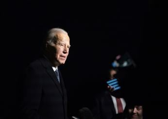 Elezioni presidenziali USA 2024, i numeri non sorridono a Biden: minimo storico e Trump ora è in vantaggio