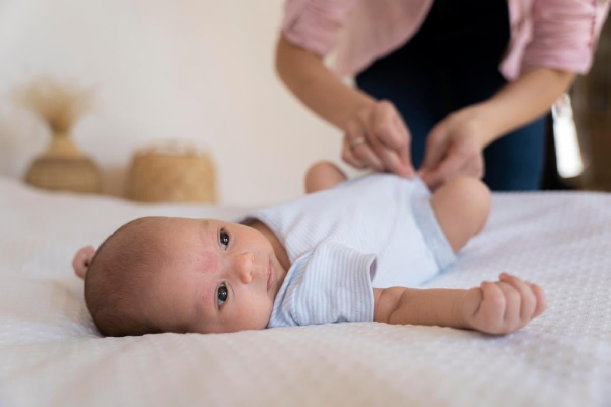 Come pulire il bambino al cambio pannolino?