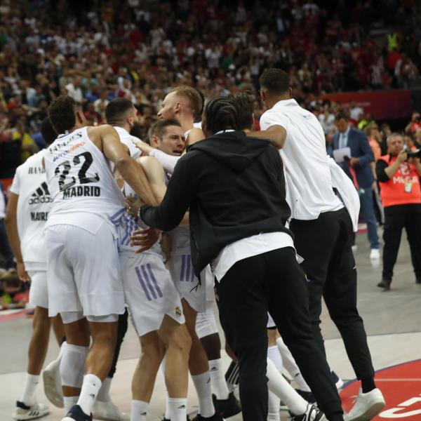 Finale Eurolega 2023, vince il Real Madrid sull’Olympiakos: Sergio Llull miracoloso